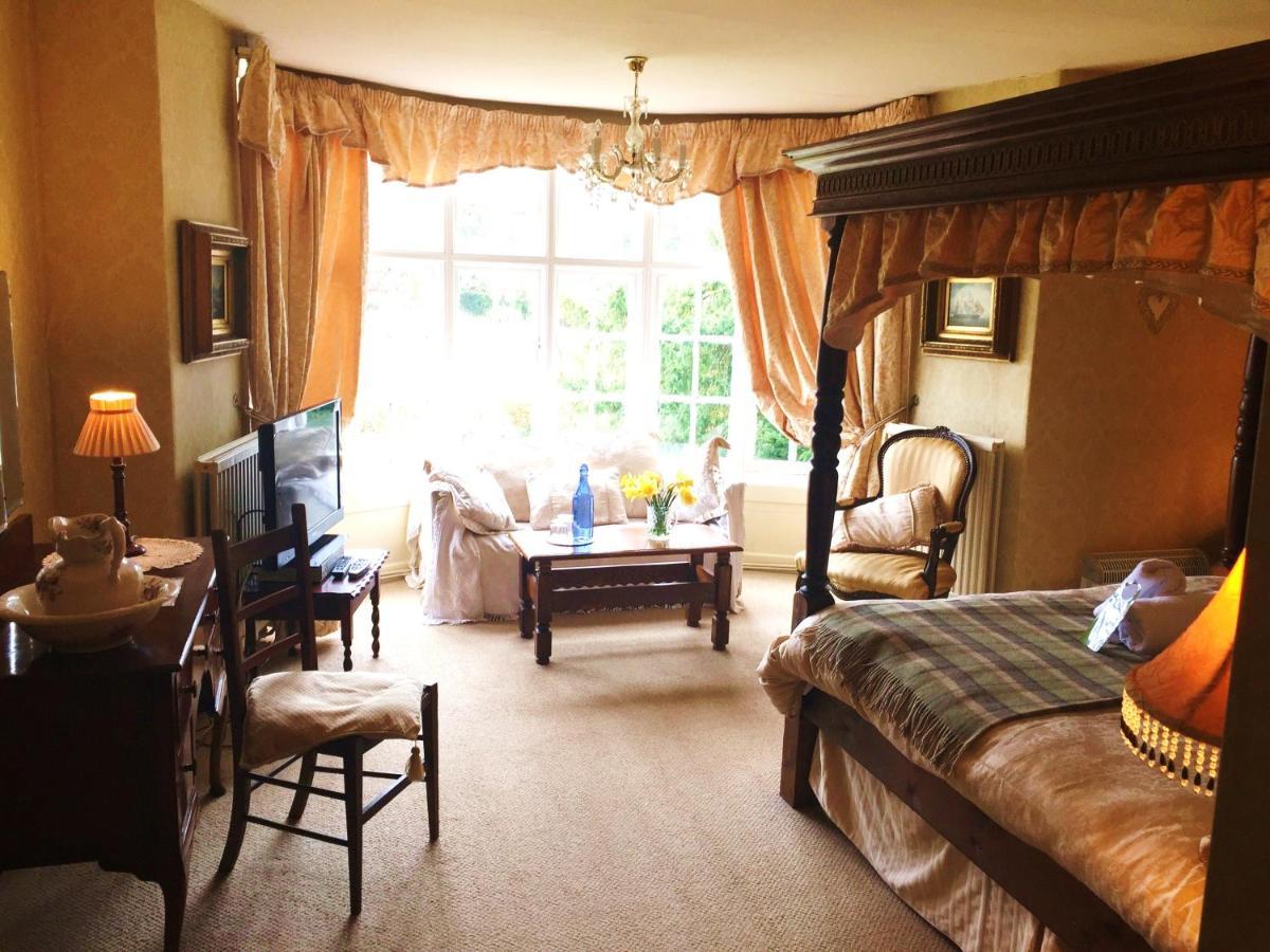 Glyn Isa Country House B&B And Self Catering Apartments 콘위 외부 사진