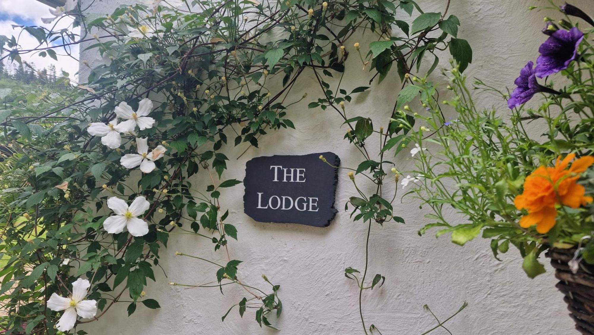 Glyn Isa Country House B&B And Self Catering Apartments 콘위 외부 사진