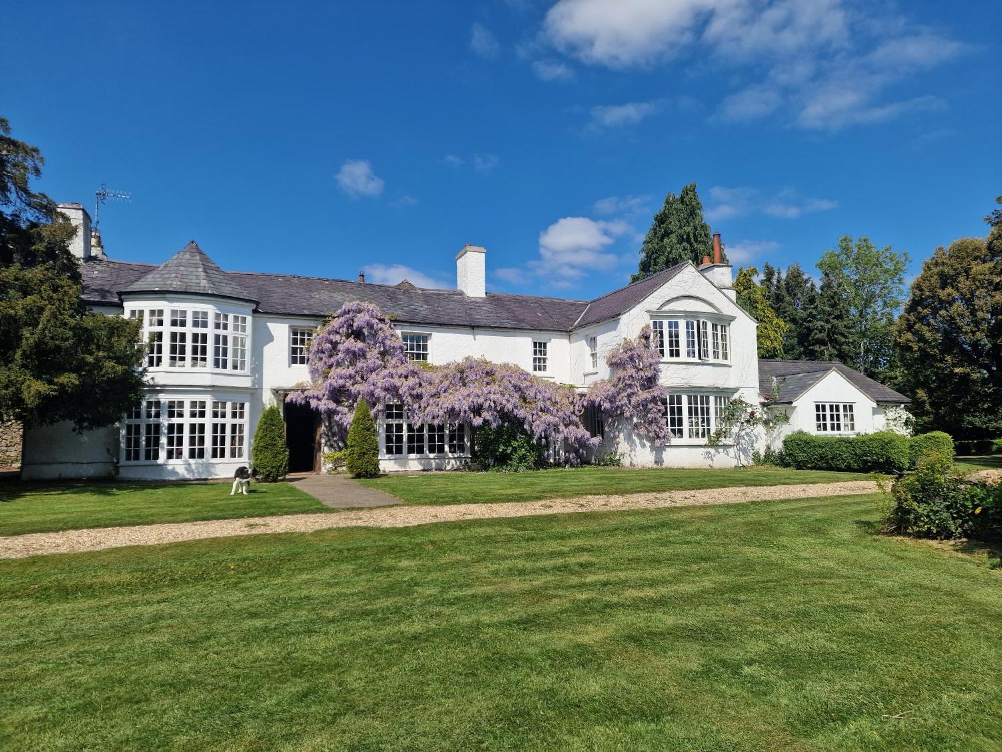 Glyn Isa Country House B&B And Self Catering Apartments 콘위 외부 사진