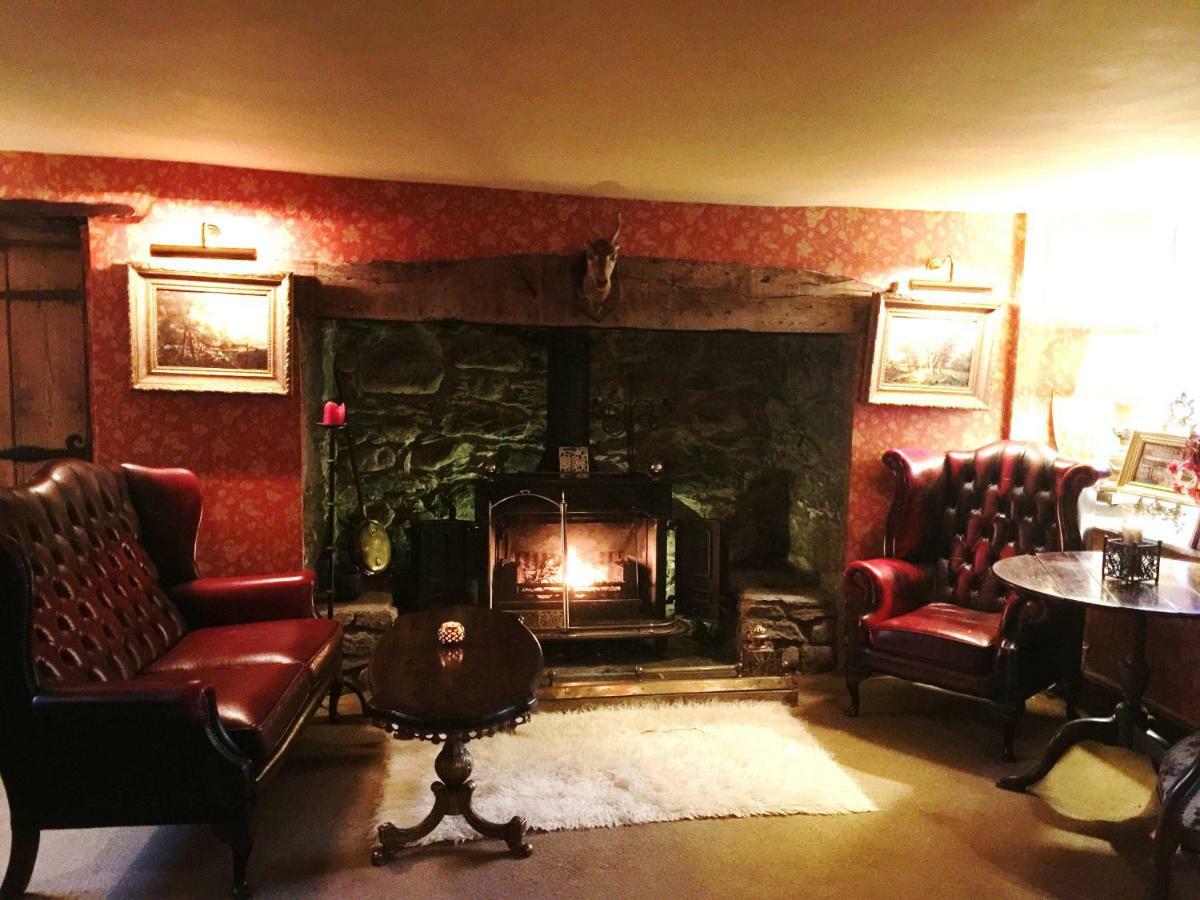 Glyn Isa Country House B&B And Self Catering Apartments 콘위 외부 사진